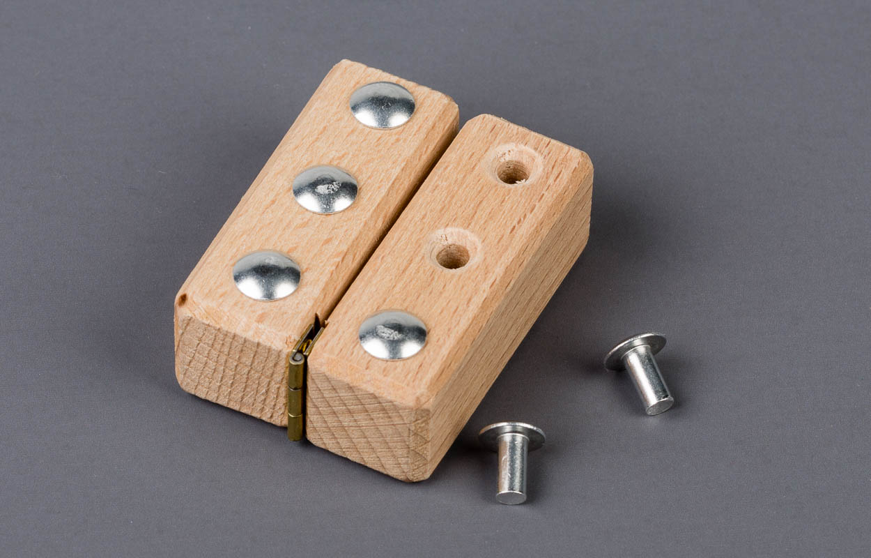 Bâton pliant braille 6 points tactiles, bois/métal, formation Bâton pliant braille 6 points tactiles, bois/métal, formation