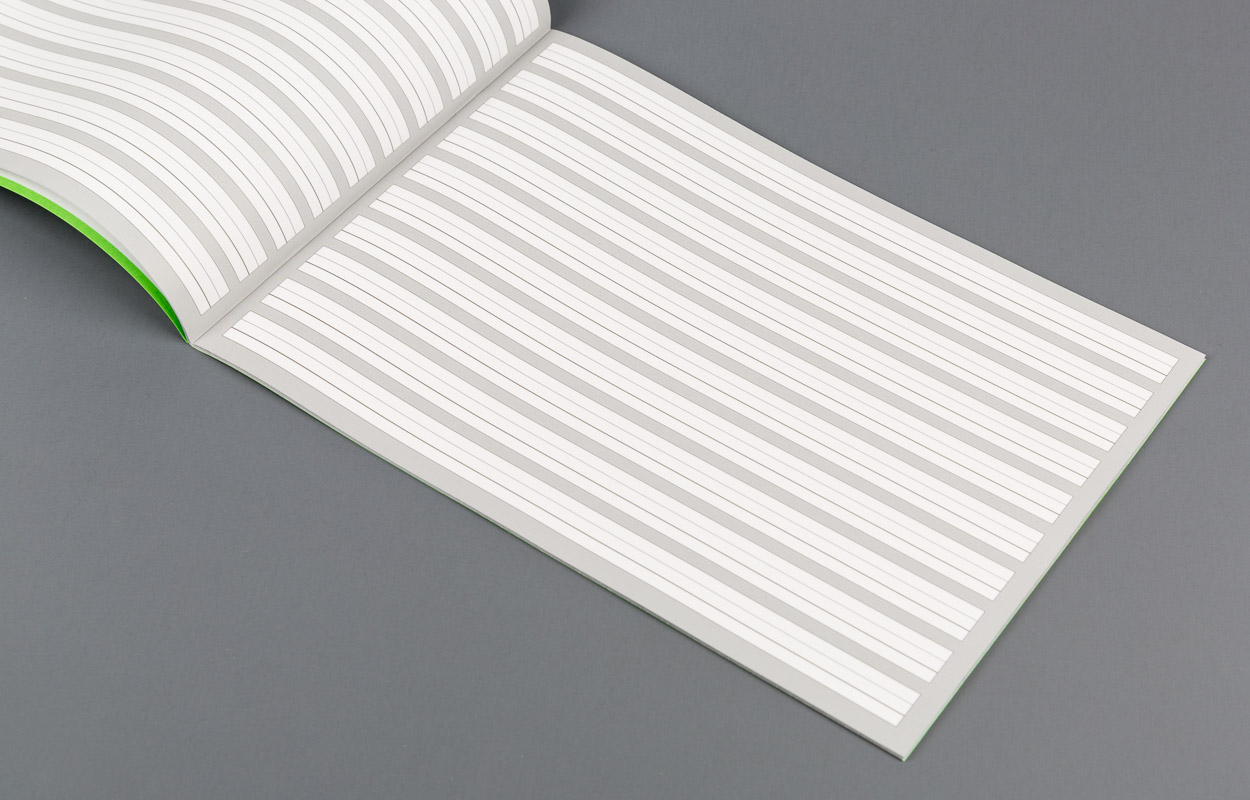 Heft A4 / 5mm liniert, quer, schattiert Heft A4 / 5mm liniert, quer, schattiert