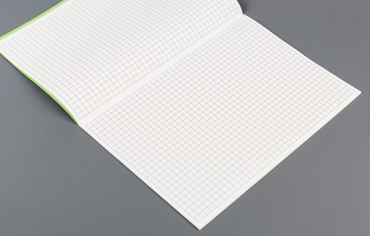 Heft A4 / 7mm kariert, hoch Heft A4 / 7mm kariert, hoch