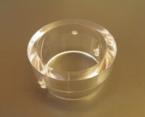 51_562_g Crystal Hou